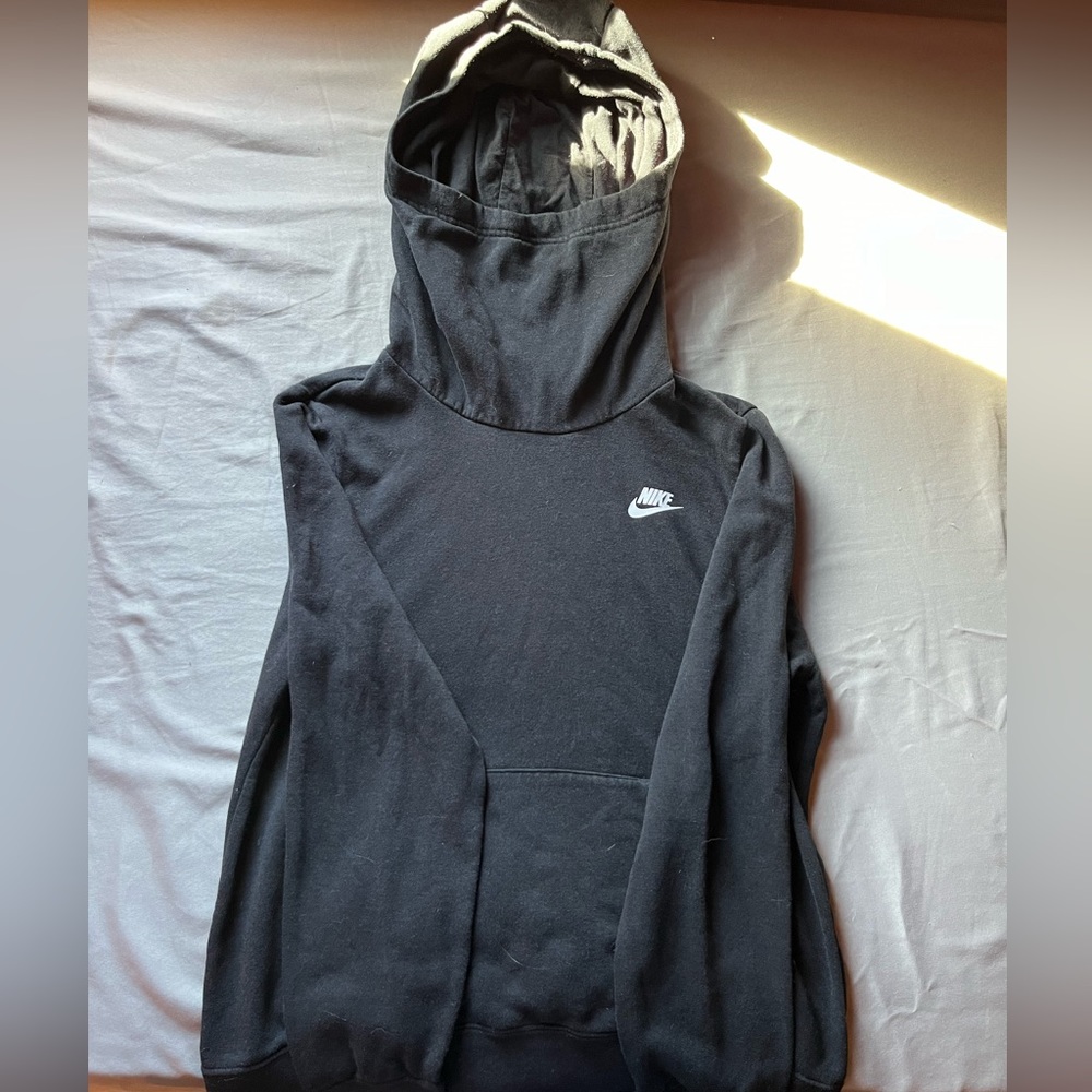 Medium Women’s used Nike hoodie